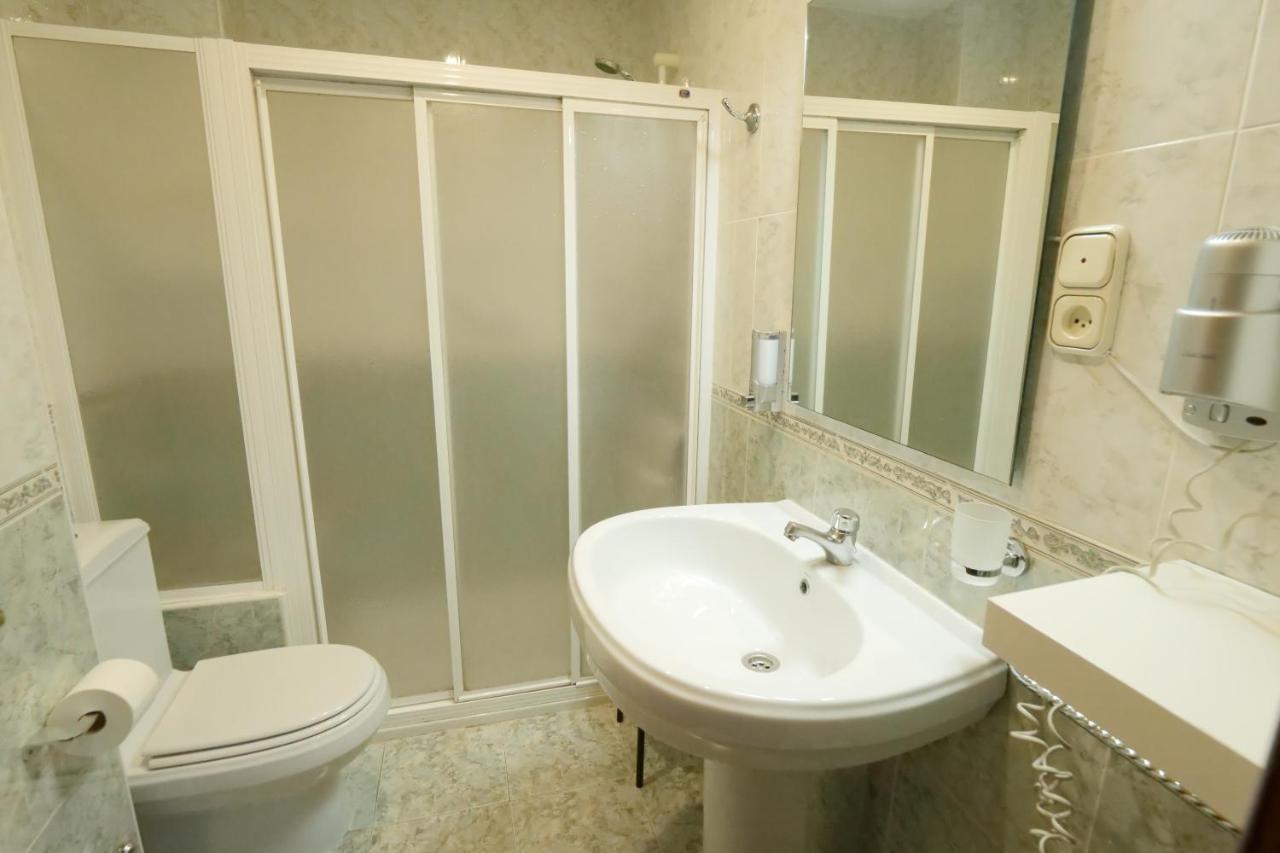 Apartamento Castillo กรานาดา ภายนอก รูปภาพ