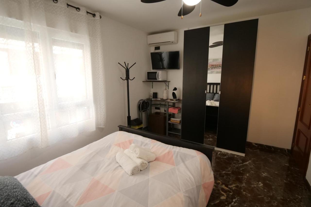 Apartamento Castillo กรานาดา ภายนอก รูปภาพ