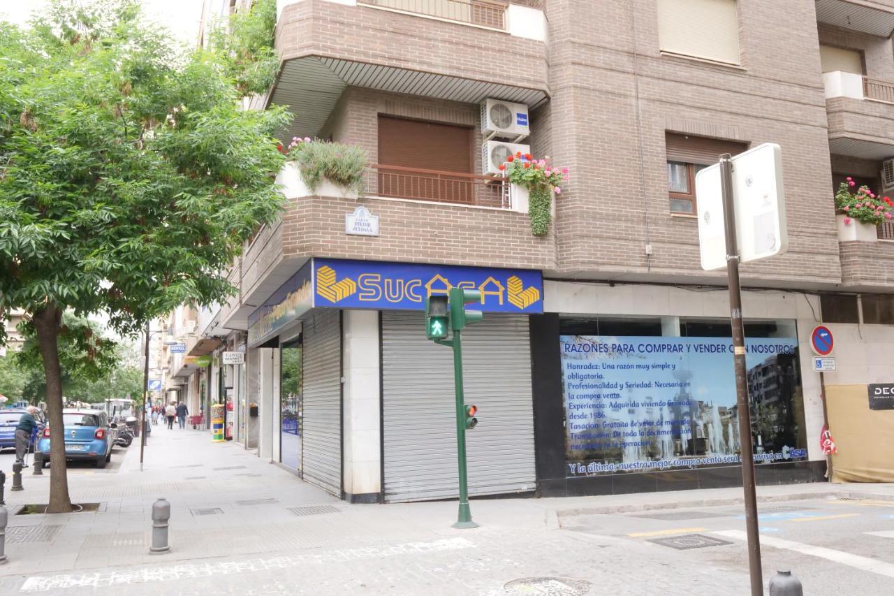 Apartamento Castillo กรานาดา ภายนอก รูปภาพ