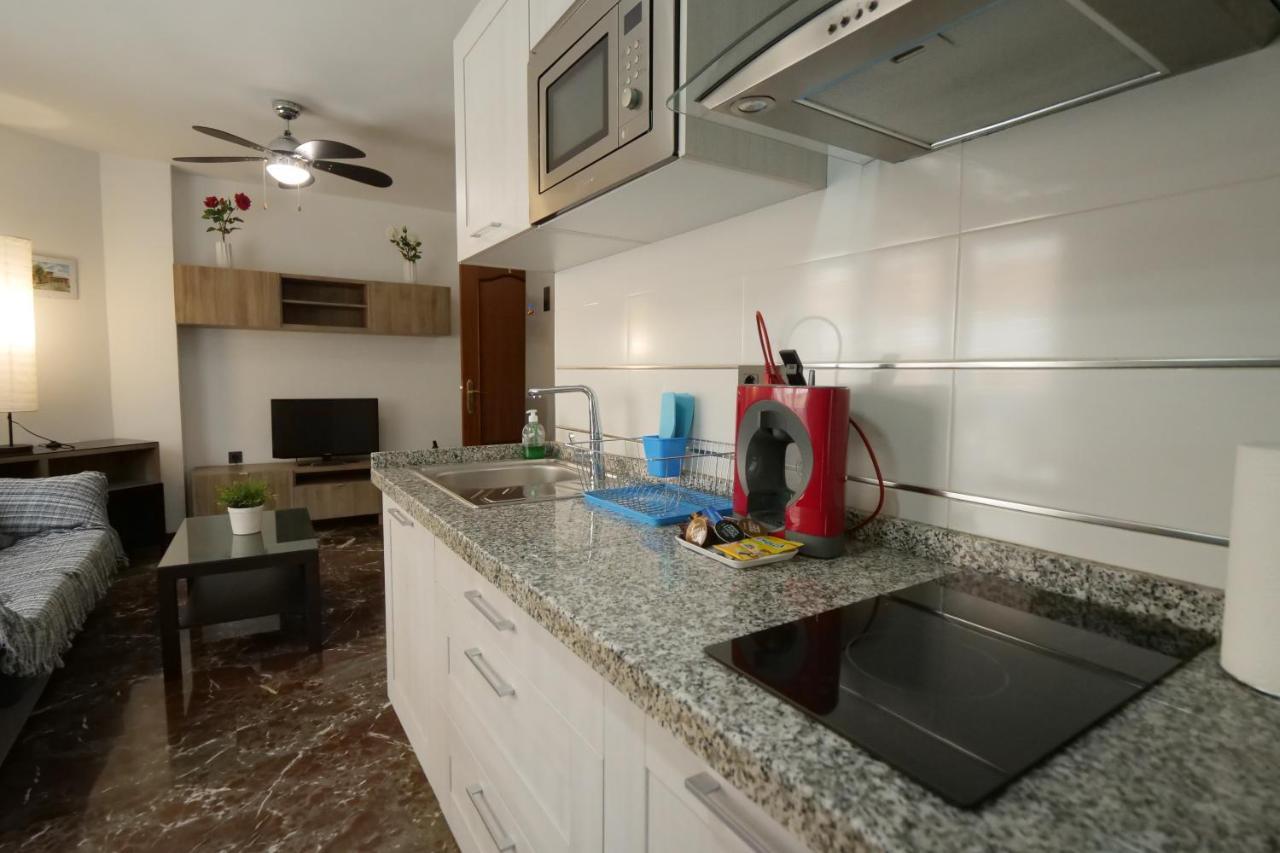 Apartamento Castillo กรานาดา ภายนอก รูปภาพ