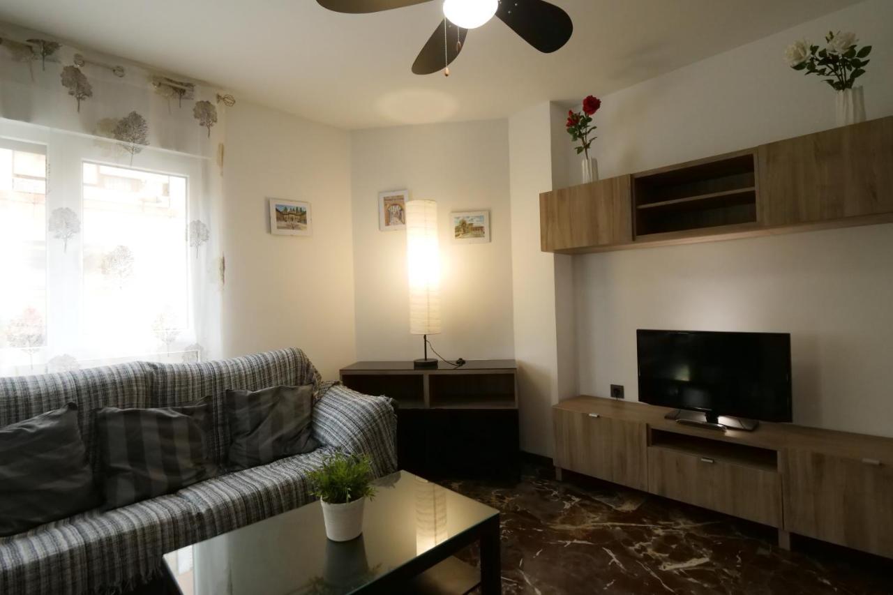 Apartamento Castillo กรานาดา ภายนอก รูปภาพ