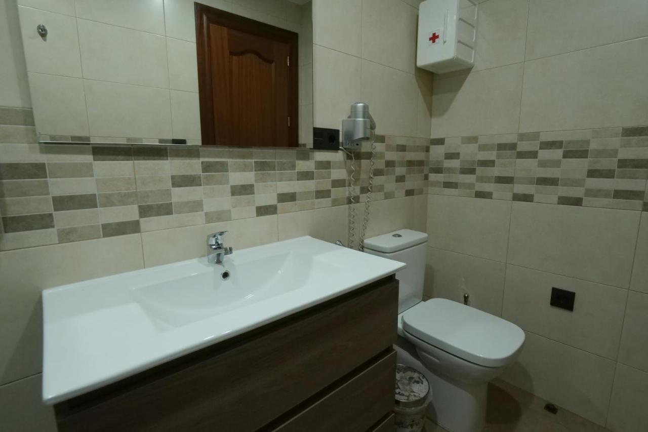 Apartamento Castillo กรานาดา ภายนอก รูปภาพ