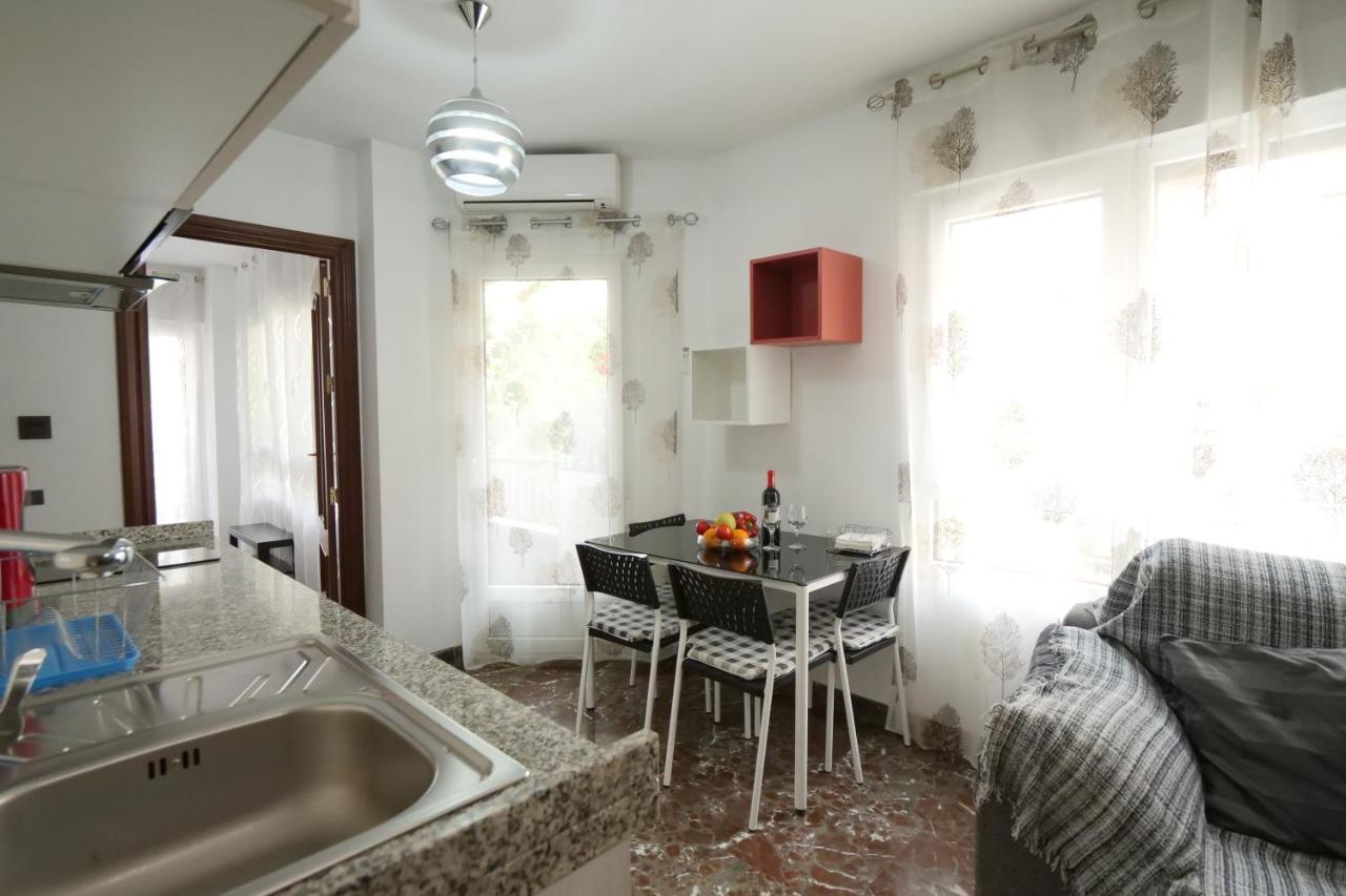 Apartamento Castillo กรานาดา ภายนอก รูปภาพ