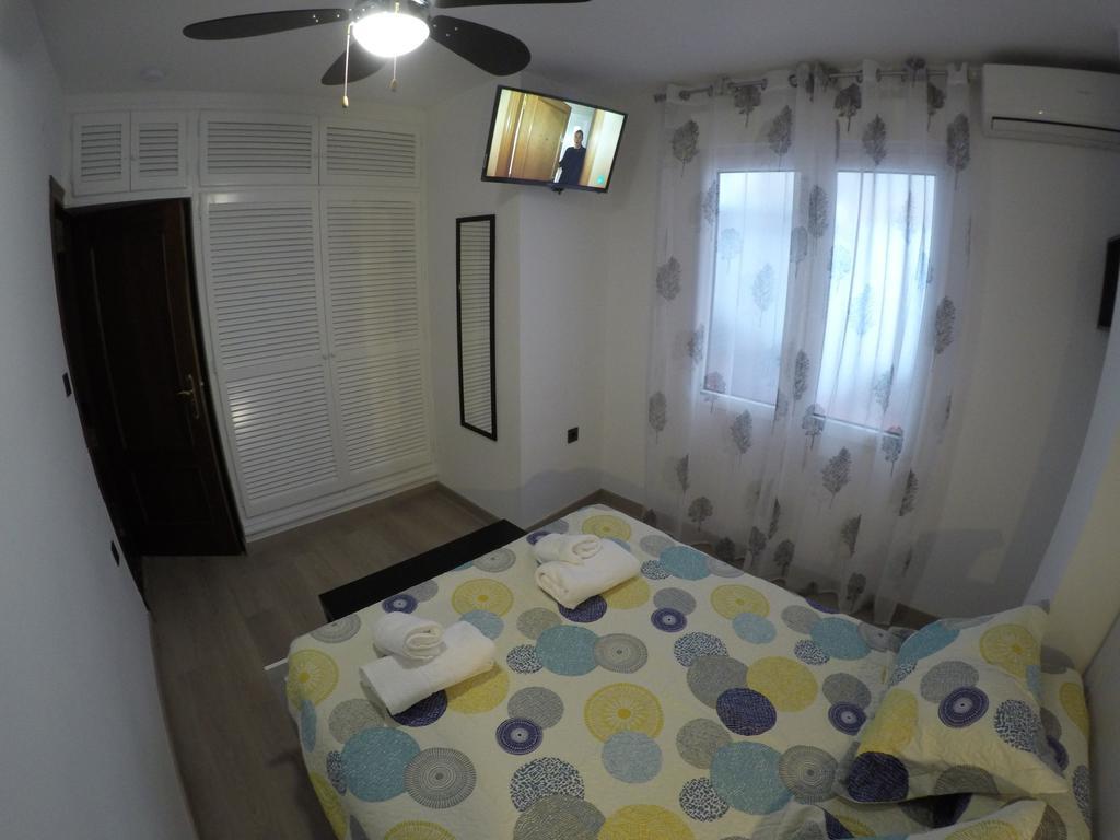 Apartamento Castillo กรานาดา ภายนอก รูปภาพ