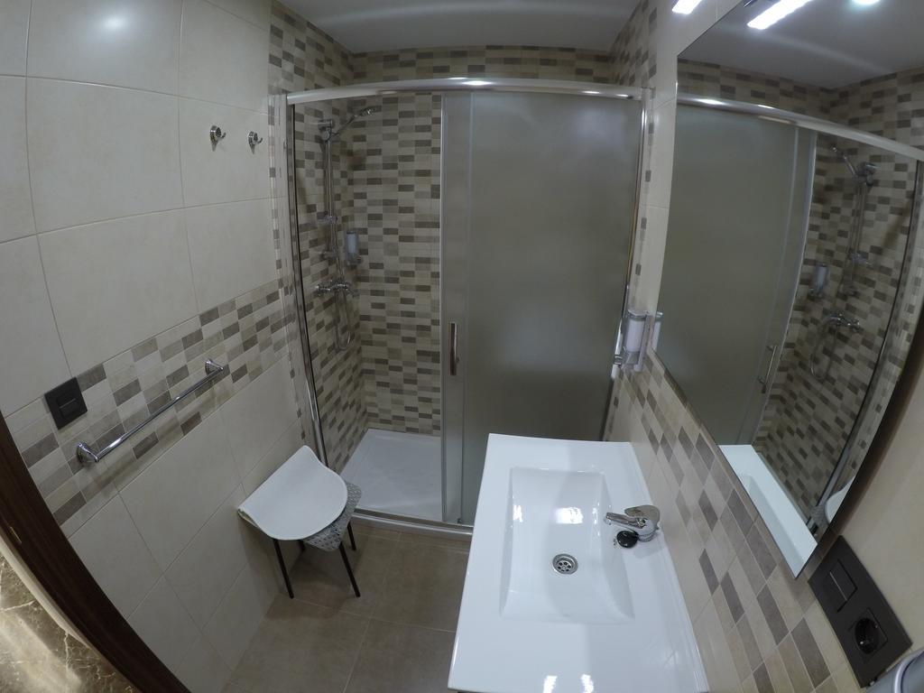 Apartamento Castillo กรานาดา ภายนอก รูปภาพ