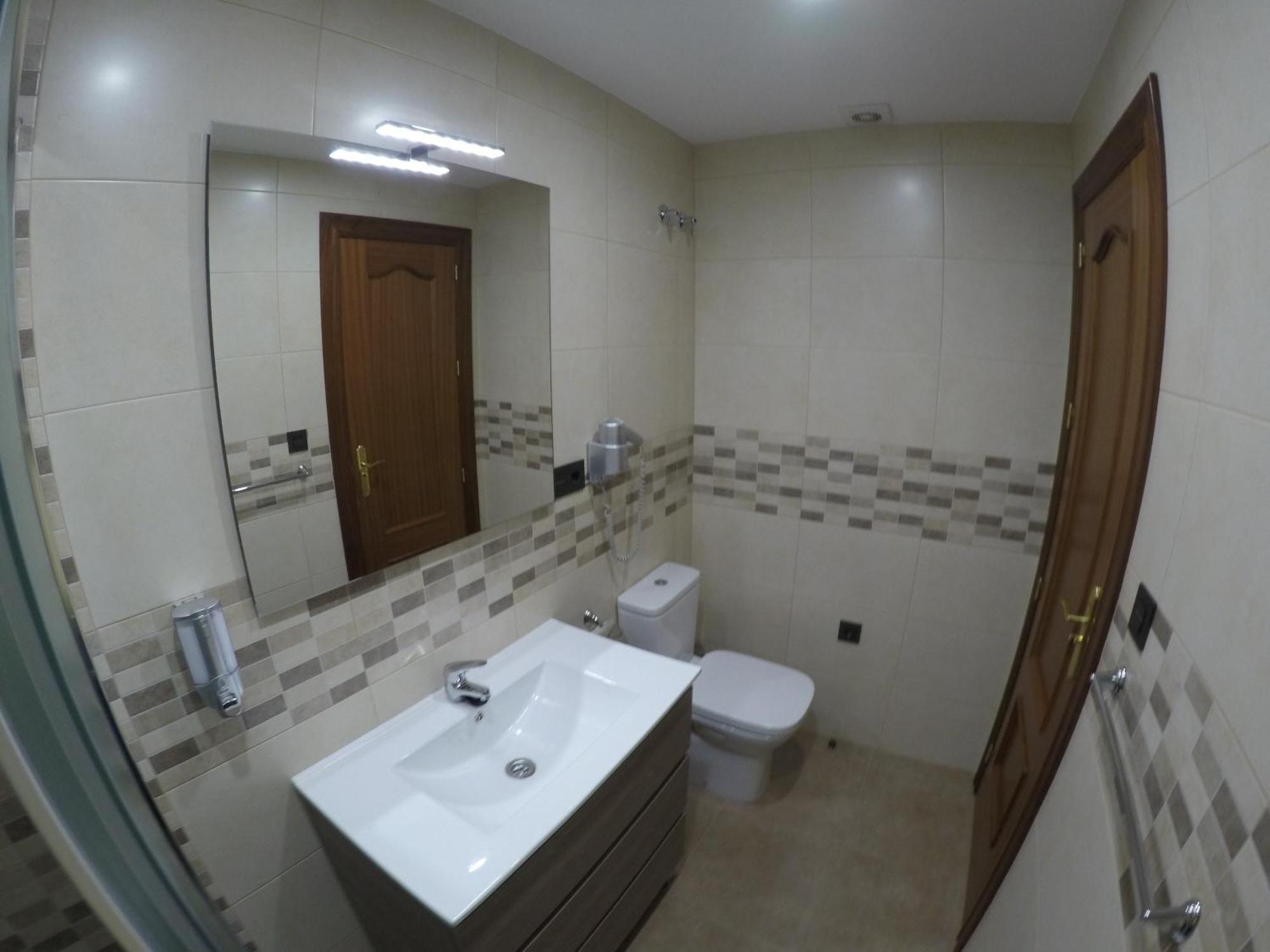 Apartamento Castillo กรานาดา ภายนอก รูปภาพ