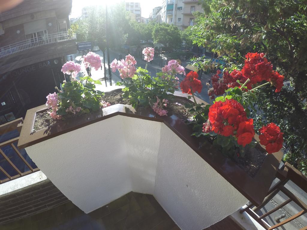 Apartamento Castillo กรานาดา ภายนอก รูปภาพ
