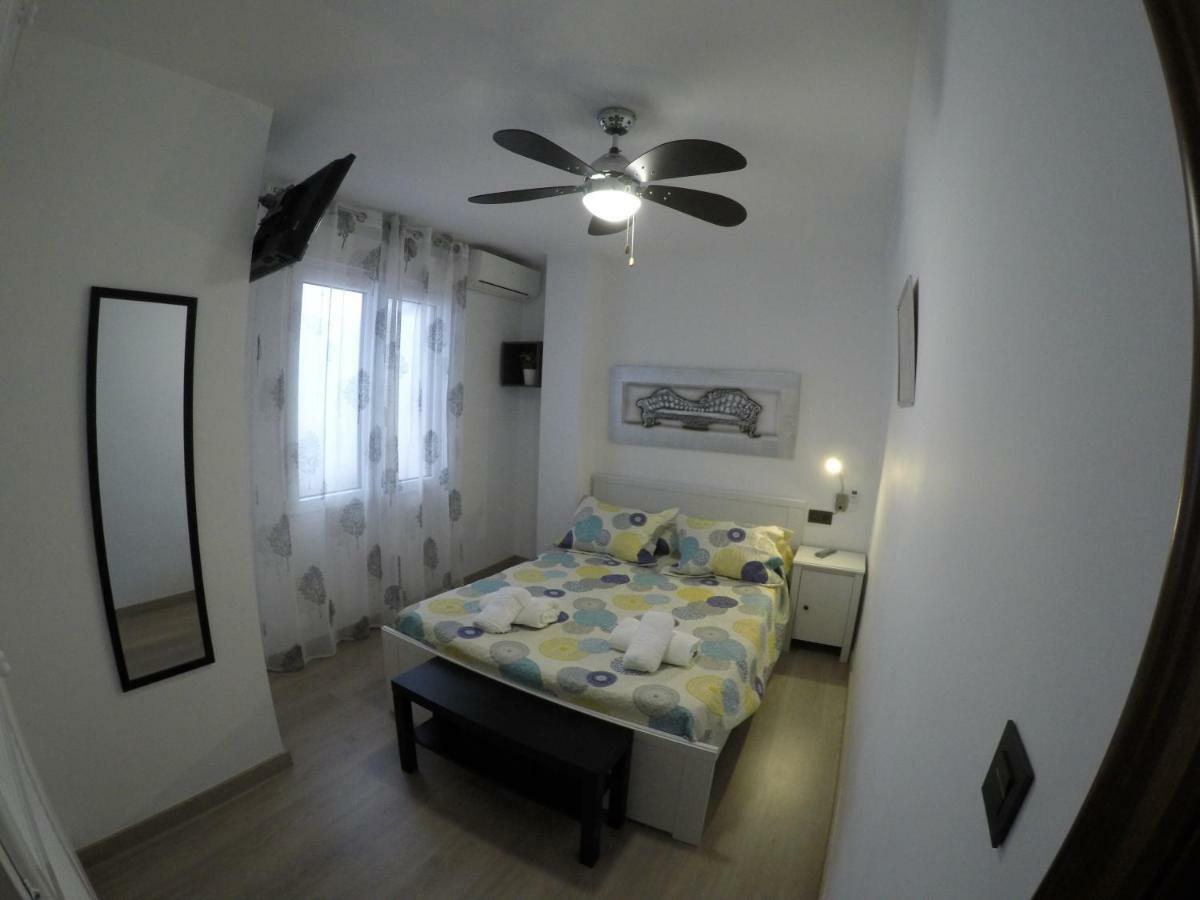 Apartamento Castillo กรานาดา ภายนอก รูปภาพ