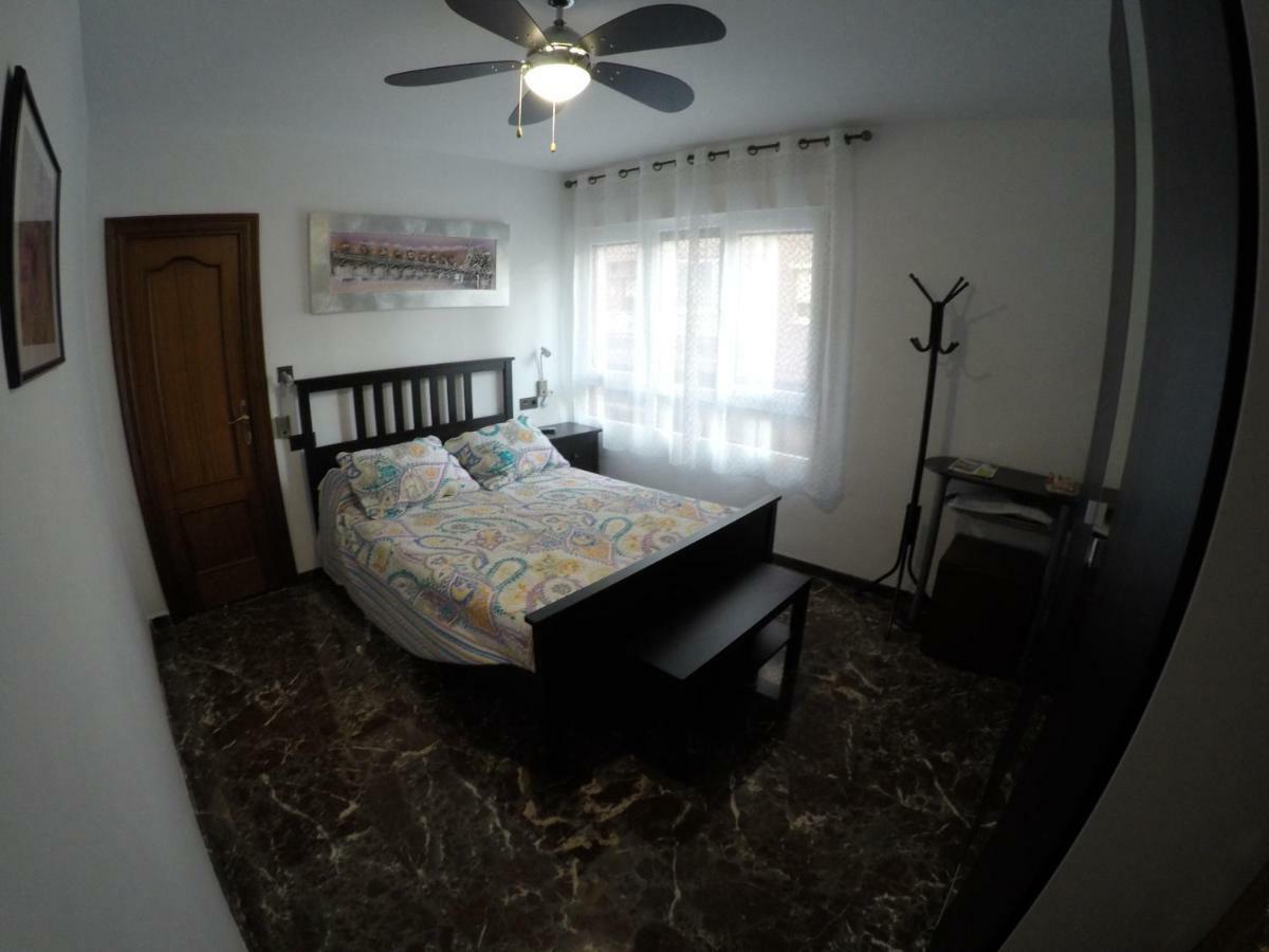 Apartamento Castillo กรานาดา ภายนอก รูปภาพ